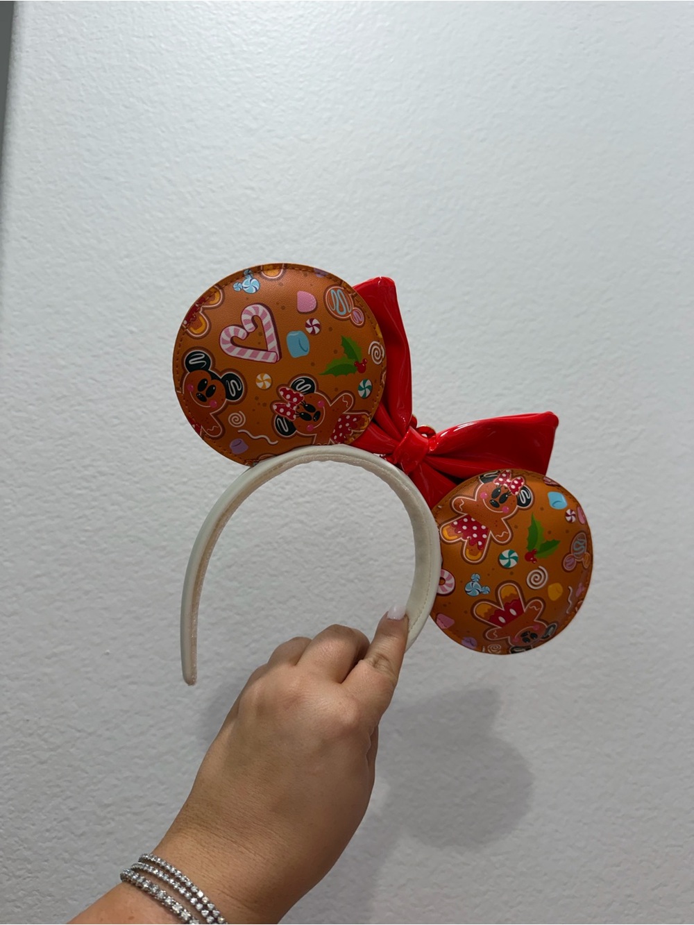 NEW Disney Loungefly Gingerbread Mickey and Minnie Mouse - Picture 5 of 7